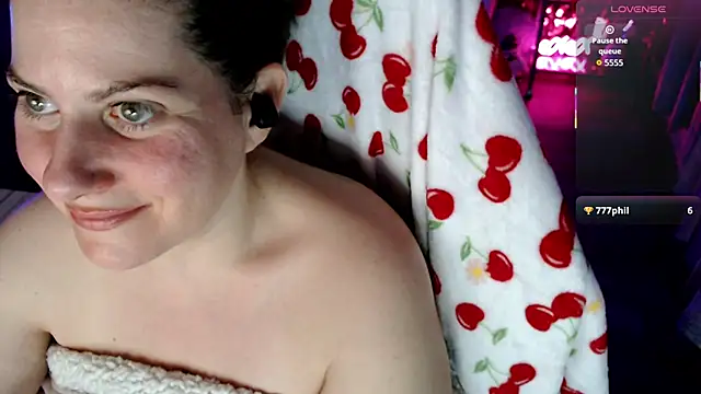 BellaStar84 online show from 04-22-26, 07:44