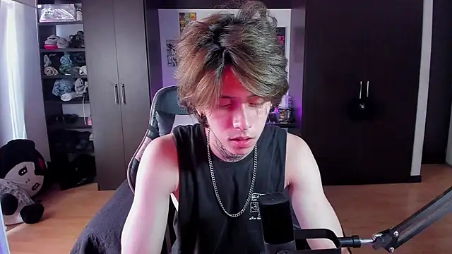 xIce Boy online show from 03-26-26, 02:22