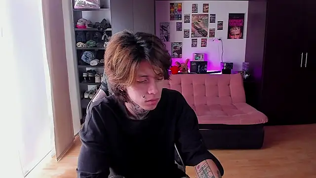 xIce Boy online show from 04-24-26, 05:26