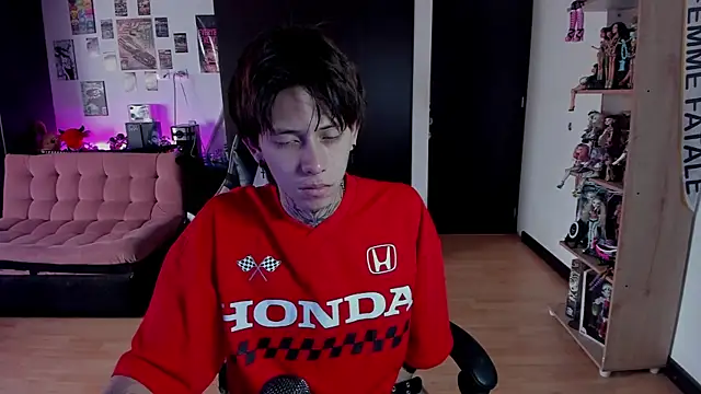 xIce Boy online show from 05-28-26, 01:30