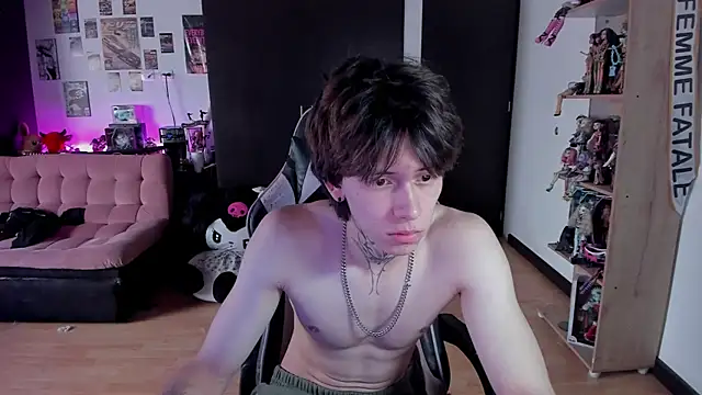 xIce Boy online show from 06-07-26, 03:49