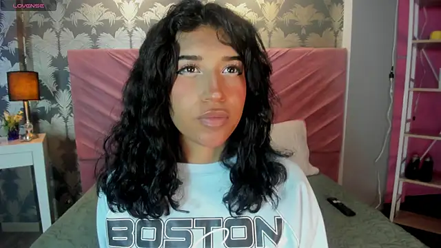 Karin Ks online show from 02-17-26, 03:14