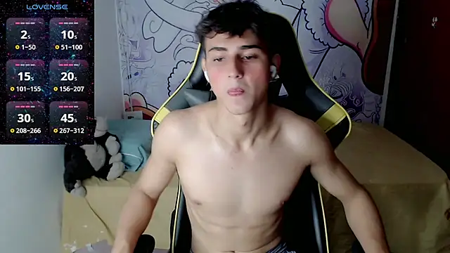 Snapshot of Thomass_shelbyy chatting on 03-16-25, 01:06 Thomass shelbyy online show from 03-16-25, 01:06