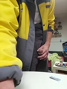 svenpfeifer online show from 12-14-25, 04:01