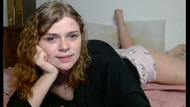 Snapshot of HaleyReedme chatting on 03-12-25, 07:28 HaleyReedme online show from 03-12-25, 07:28