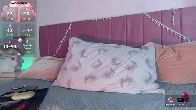 kitty-kryss online show from 12-03-25, 04:27