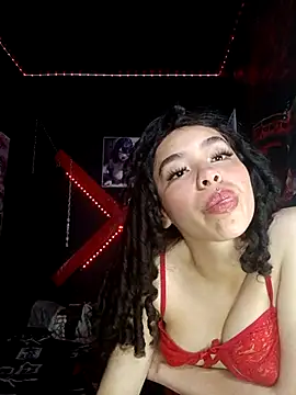 Tracy KS online show from 03-19-25, 06:44