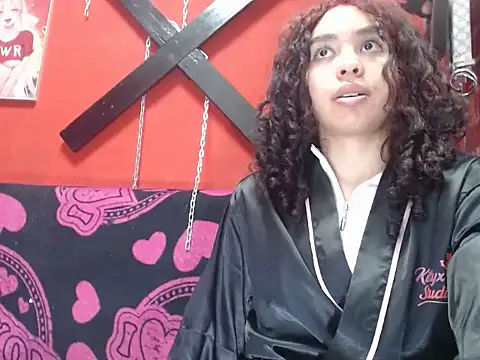 Tracy KS online show from 09-18-25, 02:19