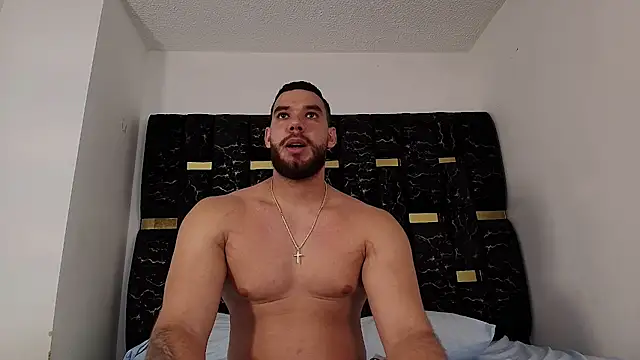 Snapshot of chris_blake__ chatting on 11-01-25, 07:05 chris blake online show from 11-01-25, 07:05