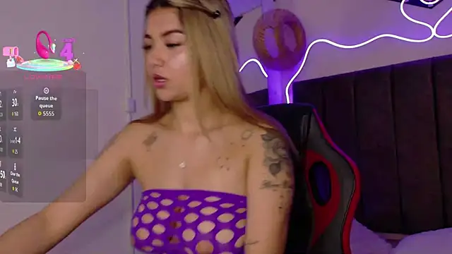 natasha  black online show from 09-29-25, 07:40