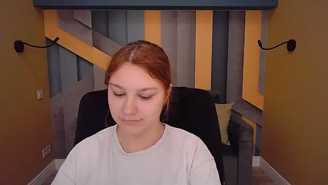 AngelinaLow online show from 04-27-26, 11:30