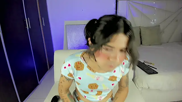 Zion Moore online show from 03-18-25, 12:58