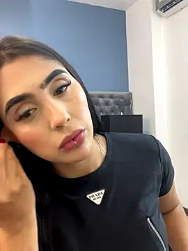 Snapshot of ChloeLambert chatting on 09-13-25, 10:20 ChloeLambert online show from 09-13-25, 10:20