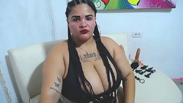 Snapshot of latina_bigboos25 chatting on 10-05-25, 03:16 latina bigboos25 online show from 10-05-25, 03:16