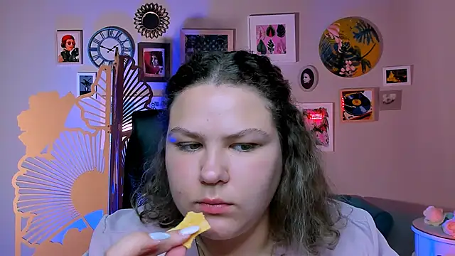 FlorenceAnderson online show from 09-23-25, 09:12