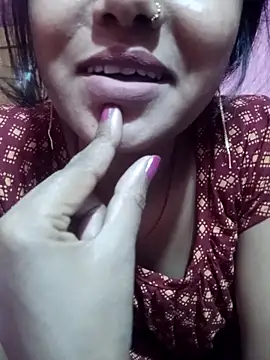 Snapshot of Ayeshaji chatting on 03-16-25, 11:27 Ayeshaji online show from 03-16-25, 11:27