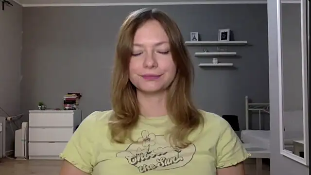 MillieShow online show from 10-23-25, 05:12