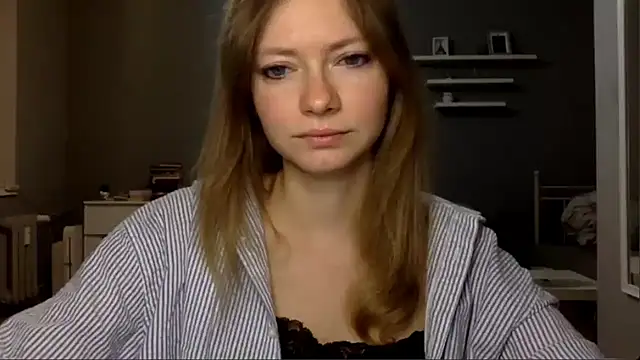 Snapshot of MillieShow chatting on 03-03-26, 09:53 MillieShow online show from 03-03-26, 09:53