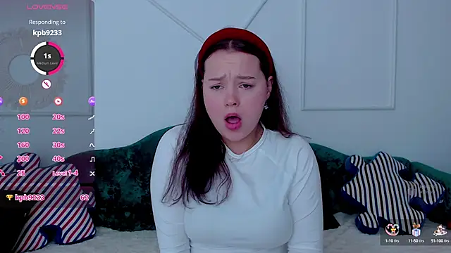 Cute kitty- online show from 09-28-25, 02:28