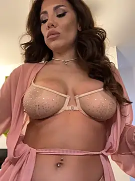 CelineReys online show from 10-07-25, 05:32