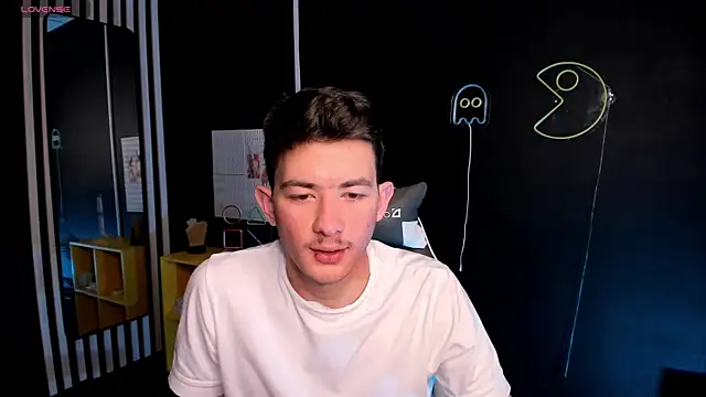 Danny  Magic online show from 03-16-25, 01:38