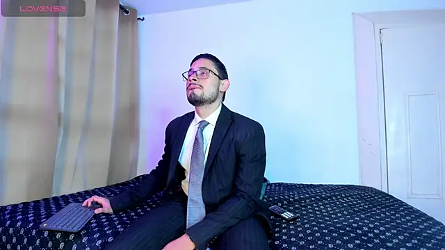 pleasurecompany3 online show from 03-18-25, 07:10