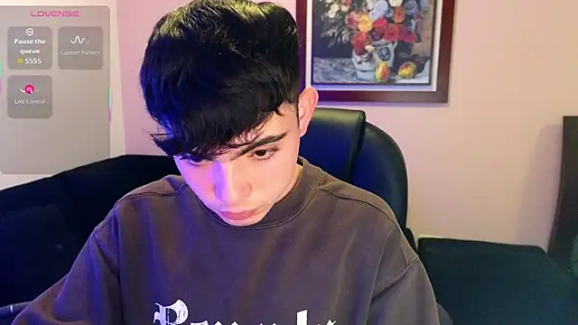 lukeboyce33 online show from 10-28-25, 02:04