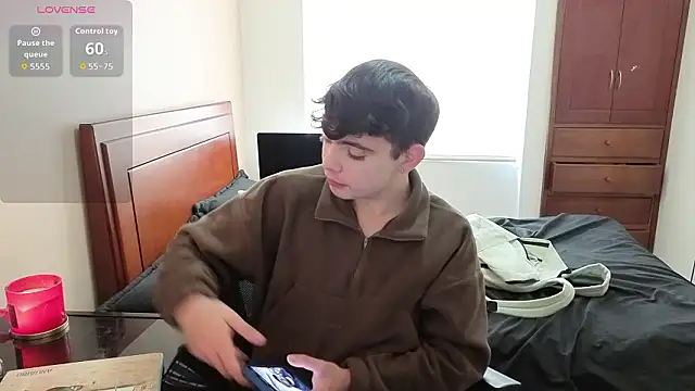 lukeboyce33 online show from 02-18-26, 06:59