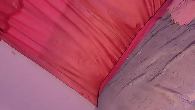 Snapshot of Mariana-ofc chatting on 10-30-25, 11:22 Mariana-ofc online show from 10-30-25, 11:22