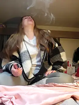 Snapshot of Amesthyst_destiny chatting on 03-07-26, 05:10 Amesthyst destiny online show from 03-07-26, 05:10