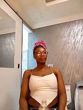 Hotytoty26 online show from 10-11-25, 06:28