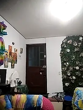 Tu-Reina online show from 09-08-25, 04:50