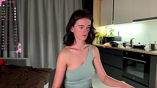 TwinTemptations online show from 09-21-25, 06:09