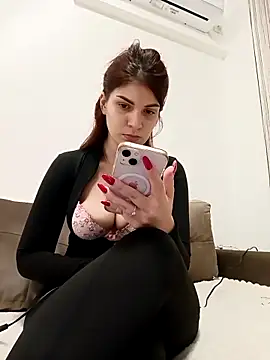 MeCherryy online show from 11-23-25, 02:39