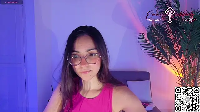 Emmi Roberts online show from 07-05-26, 10:39