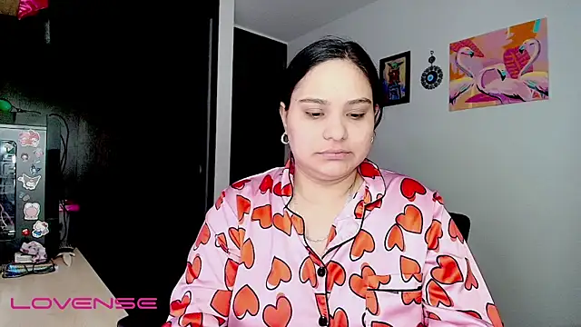 Snapshot of ashliecooperrr chatting on 11-23-25, 06:35 ashliecooperrr online show from 11-23-25, 06:35