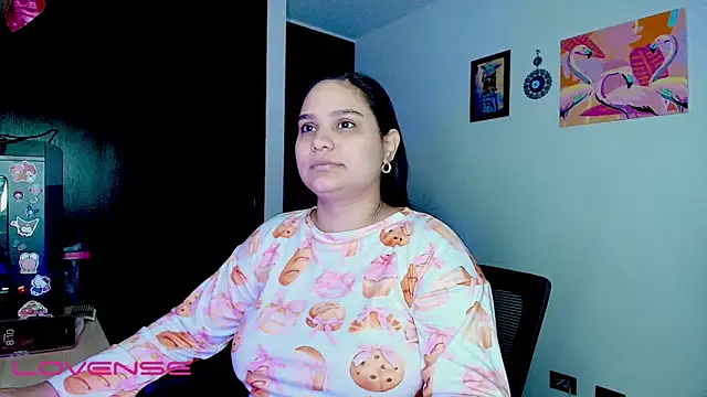 Snapshot of ashliecooperrr chatting on 12-16-25, 01:10 ashliecooperrr online show from 12-16-25, 01:10