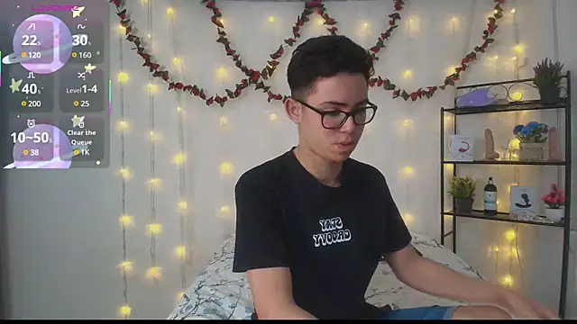 Danny-Swift13 online show from 03-14-25, 12:07