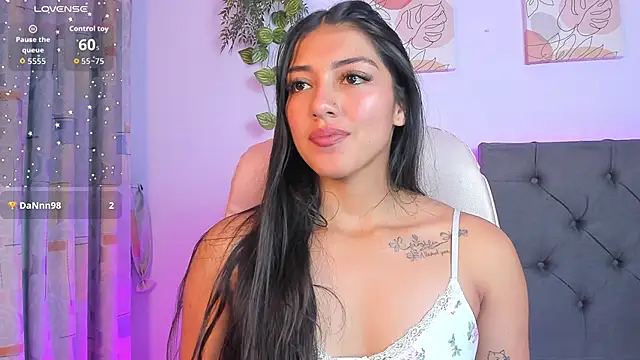 Snapshot of Quiinn_bx chatting on 11-29-25, 08:34 Quiinn bx online show from 11-29-25, 08:34