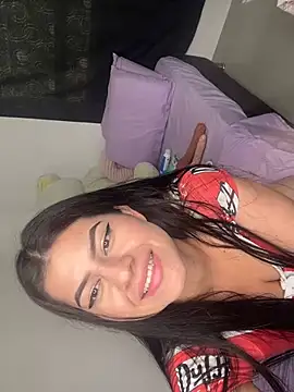 Saanvi21 online show from 03-13-25, 06:34