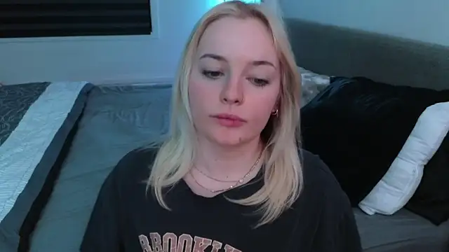 margot robbie7 online show from 04-16-26, 01:06