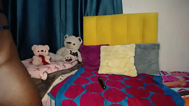 blackrose001 online show from 10-23-25, 03:11