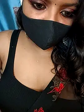 Tamil hot whiskey girl online show from 03-16-25, 07:49