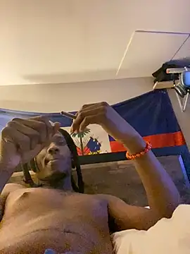 Snapshot of Sir-Tucker chatting on 03-15-25, 06:36 Sir-Tucker online show from 03-15-25, 06:36