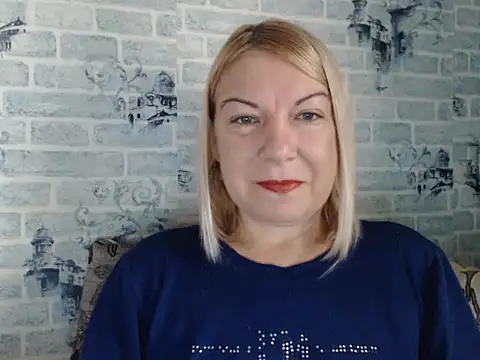 Snapshot of Lillia_Ray chatting on 10-09-25, 08:34 Lillia Ray online show from 10-09-25, 08:34