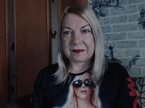 Lillia Ray online show from 04-24-26, 09:45