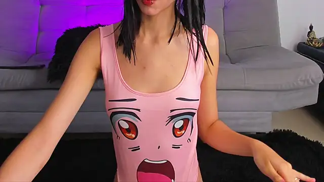 Snapshot of pauline_rouge chatting on 10-31-25, 01:23 pauline rouge online show from 10-31-25, 01:23