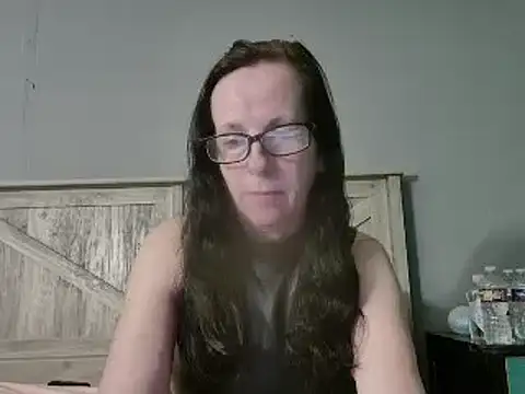 Snapshot of peachgoddess chatting on 03-22-25, 03:09 peachgoddess online show from 03-22-25, 03:09