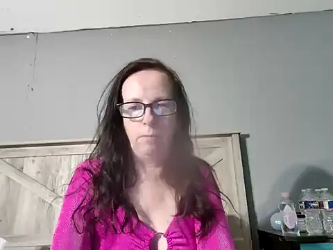 Snapshot of peachgoddess chatting on 03-22-25, 09:10 peachgoddess online show from 03-22-25, 09:10