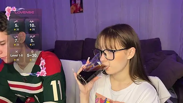 Snapshot of Romanhavesweetydick777 chatting on 11-01-25, 02:19 Romanhavesweetydick777 online show from 11-01-25, 02:19